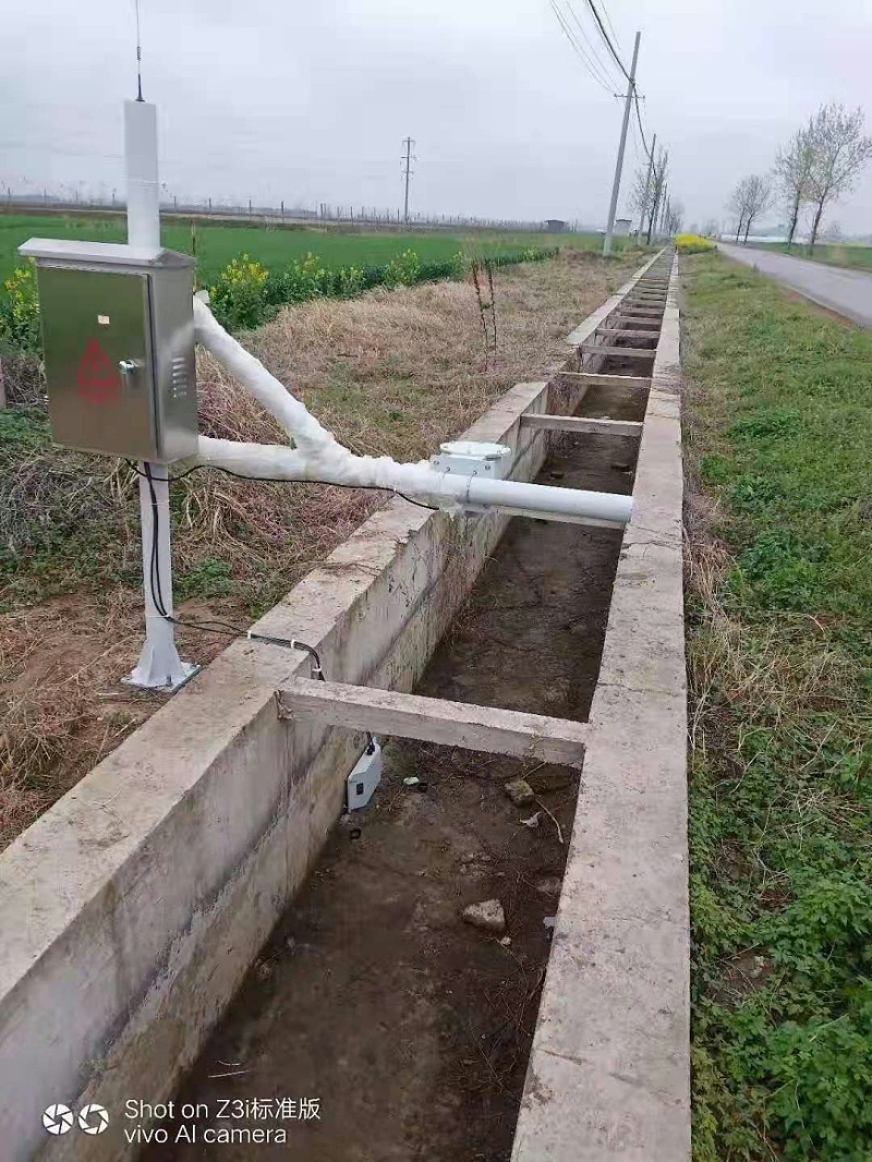 太陽能（néng）供（gòng）電 全渠寬電磁明渠流量計1